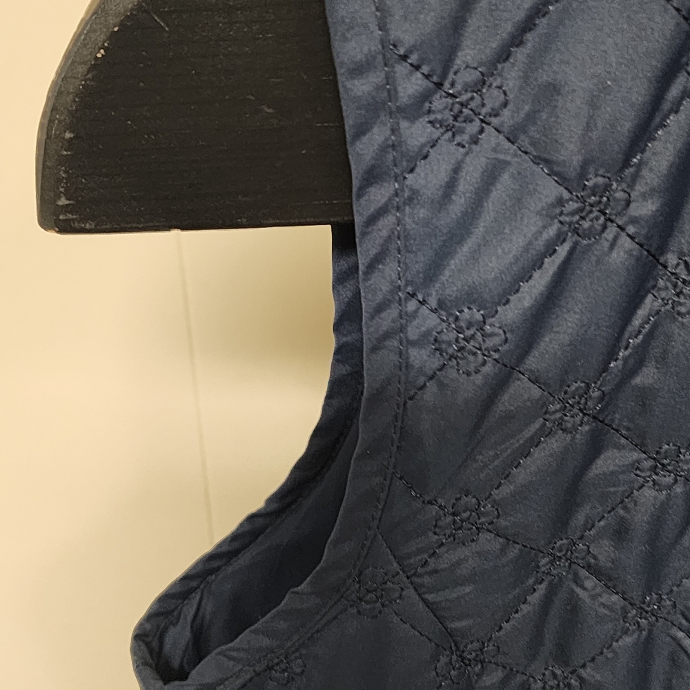 Oxford America Women's Small Blue Mountain College Button Up Quilted Puffer Vest - Picture 7 of 9